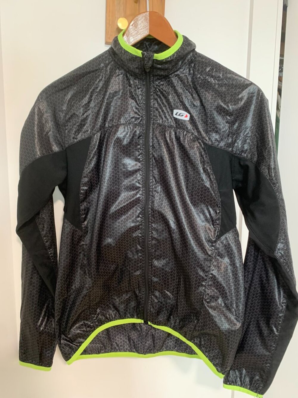 Louis Garneau cycling windbreaker